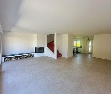 Charming house for rent in Chéserex - Photo 2