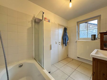 Ruim Duplexappartement met 2 slaapkamers en groot terras te Nerem (Tongeren) - Photo 4