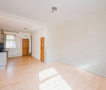 Uxbridge Street, BURTON-ON-TRENT - Photo 2