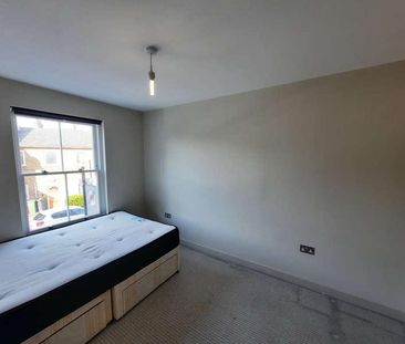 Hinton Road, London, SE24 - Photo 6