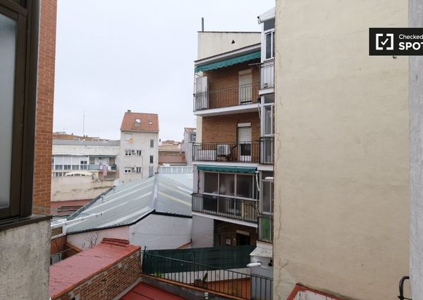 madrid, Community of Madrid 28044