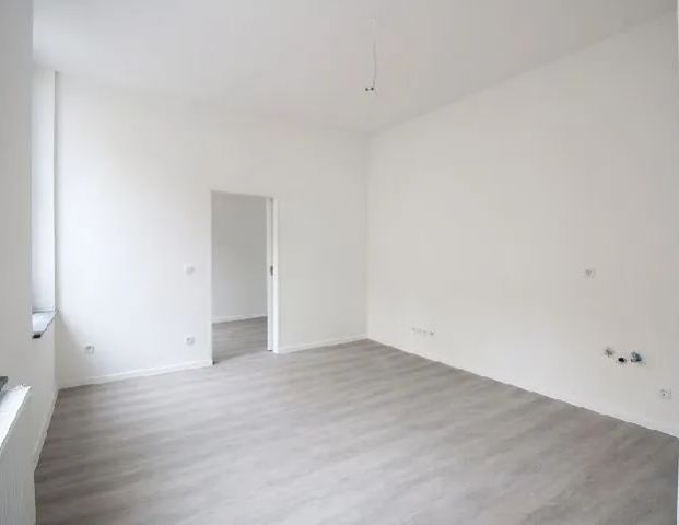 2-ZIMMER-ERDGESCHOSSWOHNUNG IN KLIKIKUMNÄHE ZU MIETEN - Photo 1