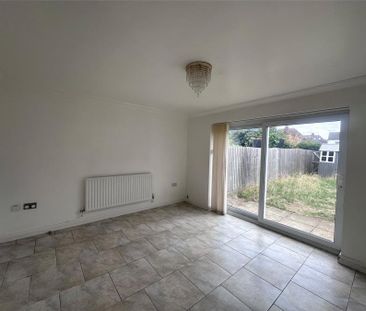 3 bedroom house to rent Tavistock Street, Bletchley, Milton Keynes,... - Photo 1