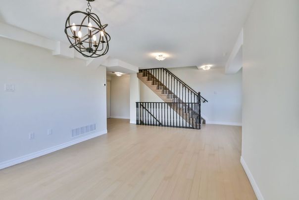 For Lease - 87 Goodwin Drive Unit# 2, Barrie, Ontario - Photo 1