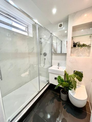 Room in a Shared Flat, Dinerman Court, NW8 - Photo 3