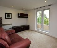 2 bed Apartment for Rent - Photo 1