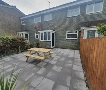 5 bedroom house to rent - Photo 2