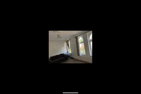 3 Bed Semi-Detached House, Station Road, B27 - Photo 5