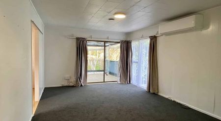 3 bedrooms, Northcross - Photo 4