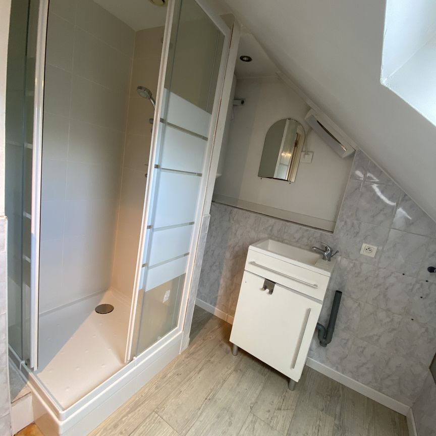 Location Appartement 1 pièce 17m² AMIENS 80000 - Photo 1