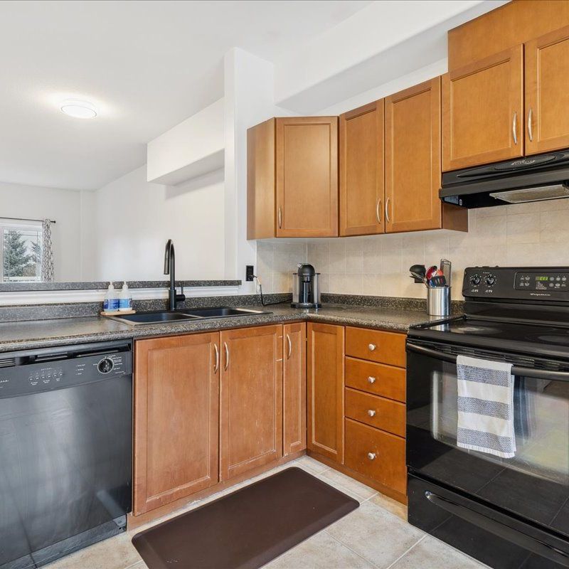 For Lease - 65 Willow Lane, Grimsby, Ontario - Photo 1