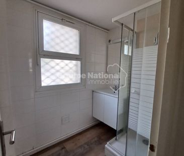 Appartement T4 de 72.30m2 - 185 Avenue Charles de Gaulle 69160 TASS... - Photo 6