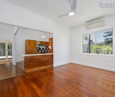 Inviting home in the heart of Maryville - Photo 3