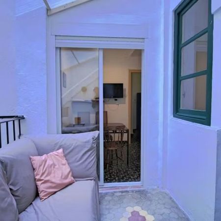 Carrer del Pintor Gisbert, Valencia, Valencian Community 46004 - Photo 3