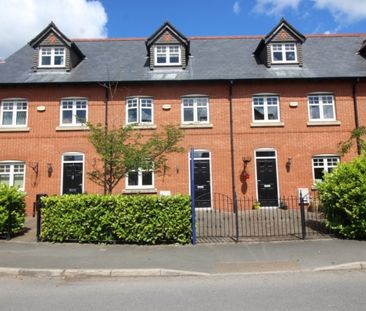 3 Bedroom Town House - Photo 2