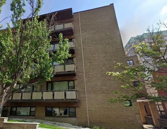 3 CH - 1 SDB - Montréal - $2,250 /mo - Photo 1