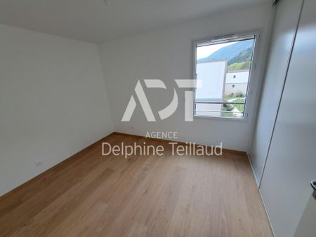 Location Appartement 3 pièces 69m² CORENC 38700 - Photo 2