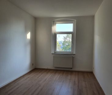 *Schöne, helle 3-Zimmer Wohnung*2. OG*Balkon* neu saniertes Bad in ... - Photo 1