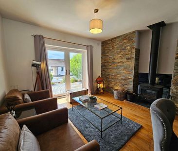 4 bedroom detached house to rent - Photo 1