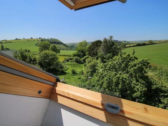 2 bedroom house to rent - Photo 1