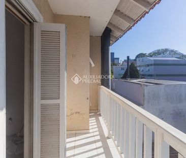 Casa com 3 quartos e 212m² para alugar em São Sebastião, Porto Alegre. - Photo 3