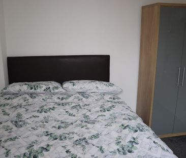 Room in a Shared House, Waterside Close, B9 - Photo 2