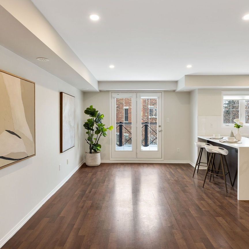 For Lease - 15 Hays Boulevard Unit# 10, Oakville, Ontario - Photo 1