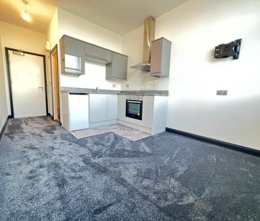 West Road, Harlow - Photo 3