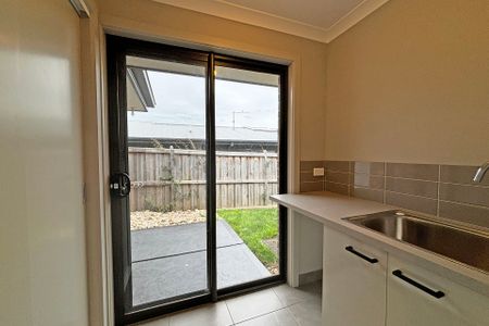 13 Eve Road, Warragul. - Photo 3