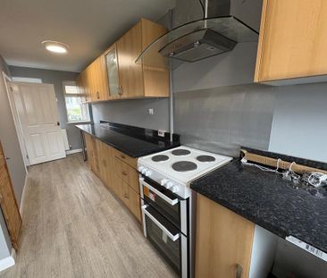 2 bedroom terraced house to rent - Photo 5