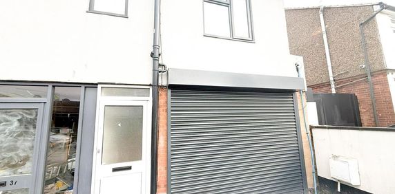 Semi detached house to rent - Photo 2