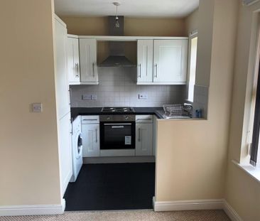 2 bedroom flat to rent - Photo 4