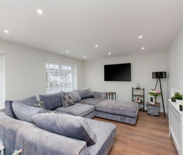 3 bedroom detached bungalow to rent - Photo 2