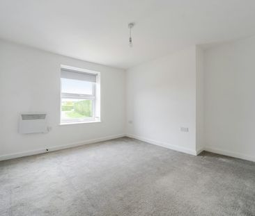 Detached house to rent on - Photo 4