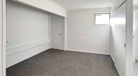 WESTBROOK - 1 BEDROOM - Photo 2