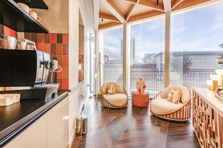 Move in now | Brand New | Hotel style services | Gym | Work from Home spaces | Amenities | Pet Friendly | WiFi Included - Photo 2
