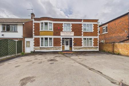 1 bedroom in a house share to rent - Photo 5