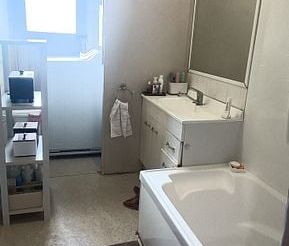 A Cosy 2 Bedroom Home - Photo 2