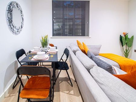 2 bedroom apartment to rent - Photo 2