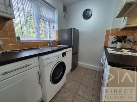 1 bedroom flat to rent - Photo 4