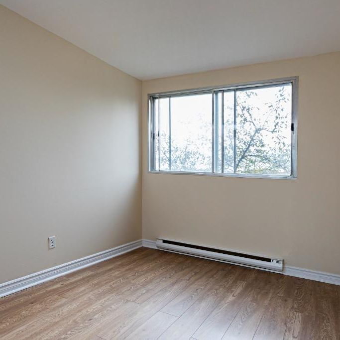 Jardin Carrefour | 3 1/2 à Louer | 1 bedroom for Rent | Laval - Photo 1