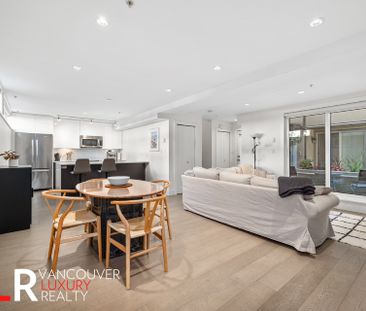 Townhouse in Vancouver East Side, BC - Photo 4
