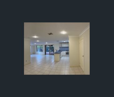 Comfort, Style & Convenience! - Photo 6