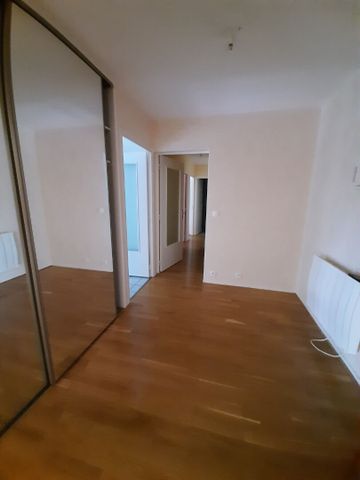 Location Appartement 3 pièces 86m² ST MALO 35400 - Photo 3