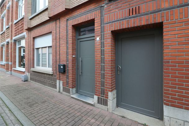 Gerenoveerd, tuin, centraal gelegen nabij centrum en E 314 - Photo 1