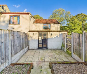 The Green, Freethorpe, Norwich - Photo 1