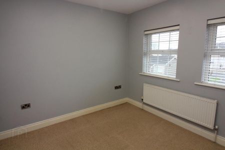 5 Carraig Mhuire, Newry, BT34 2GD - Photo 2