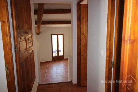 Location Appartement 3 pièces 71m² - Photo 2