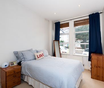 1 Bedroom Apartment to Let in Chiswick - Photo 4