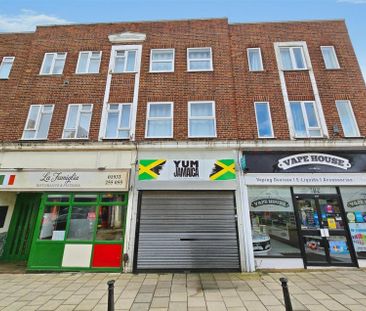 Commercial to Rent in High Street, Rushden, Northants, NN10 - Photo 5